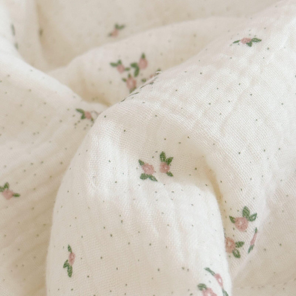 BuLuTu standard pillowcase primrose print for kids' beds.