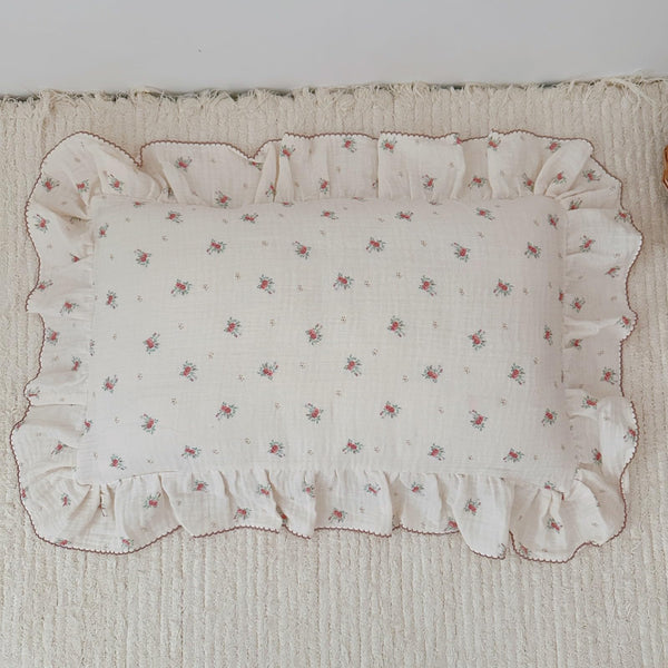 BuLuTu berry-pattern muslin toddler pillowcase, soft and breathable for gentle sleep.