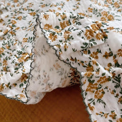 BuLuTu travel-friendly pillowcase lightweight and great for trips and naps.