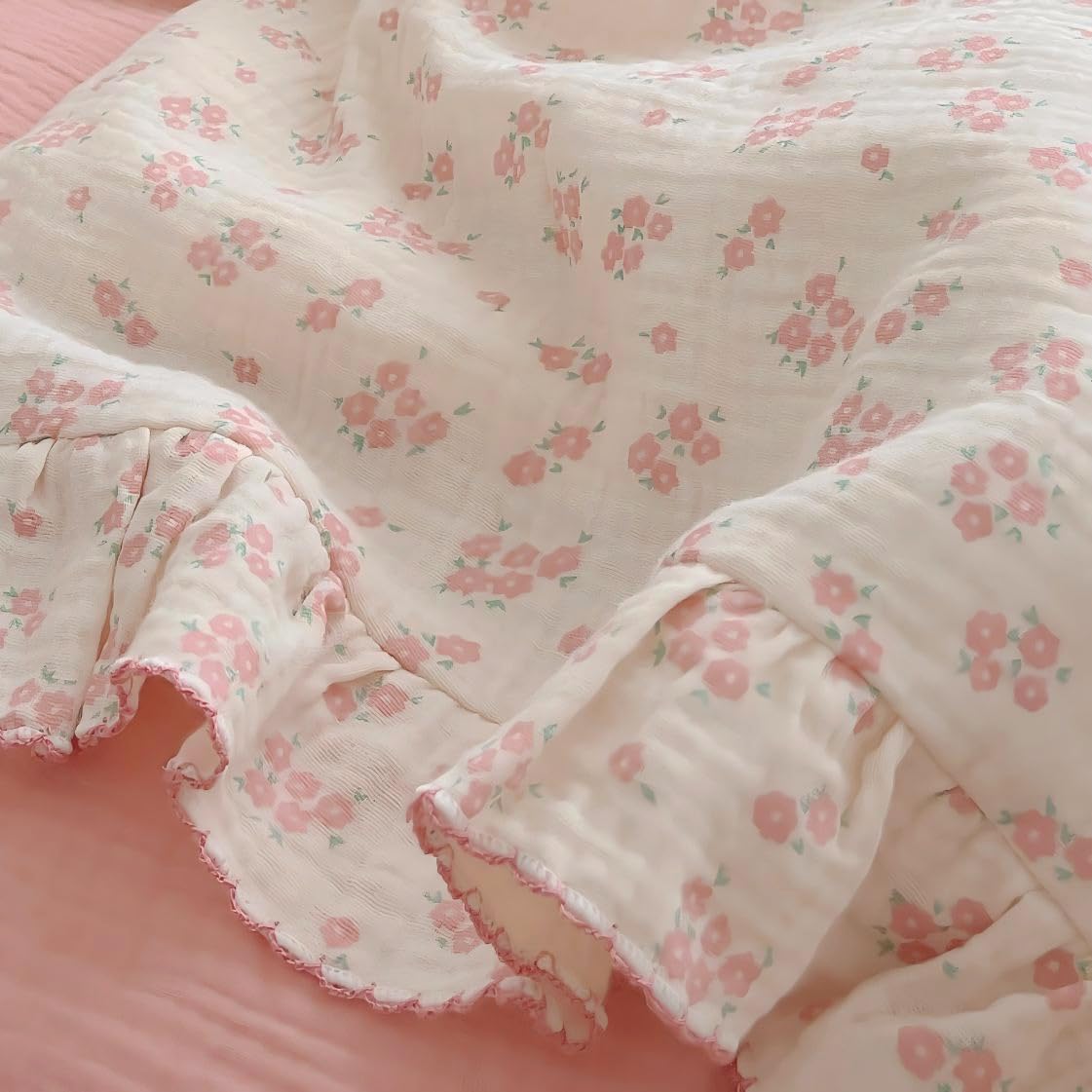 BuLuTu travel-friendly pillowcase keeps kids comfortable on trips.