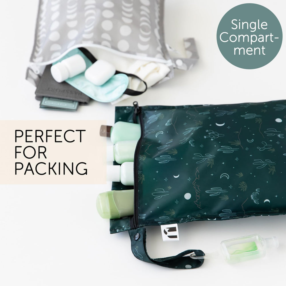 Bumkins Roamio fabric close-up shows waterproof coating and vibrant colorfast material.