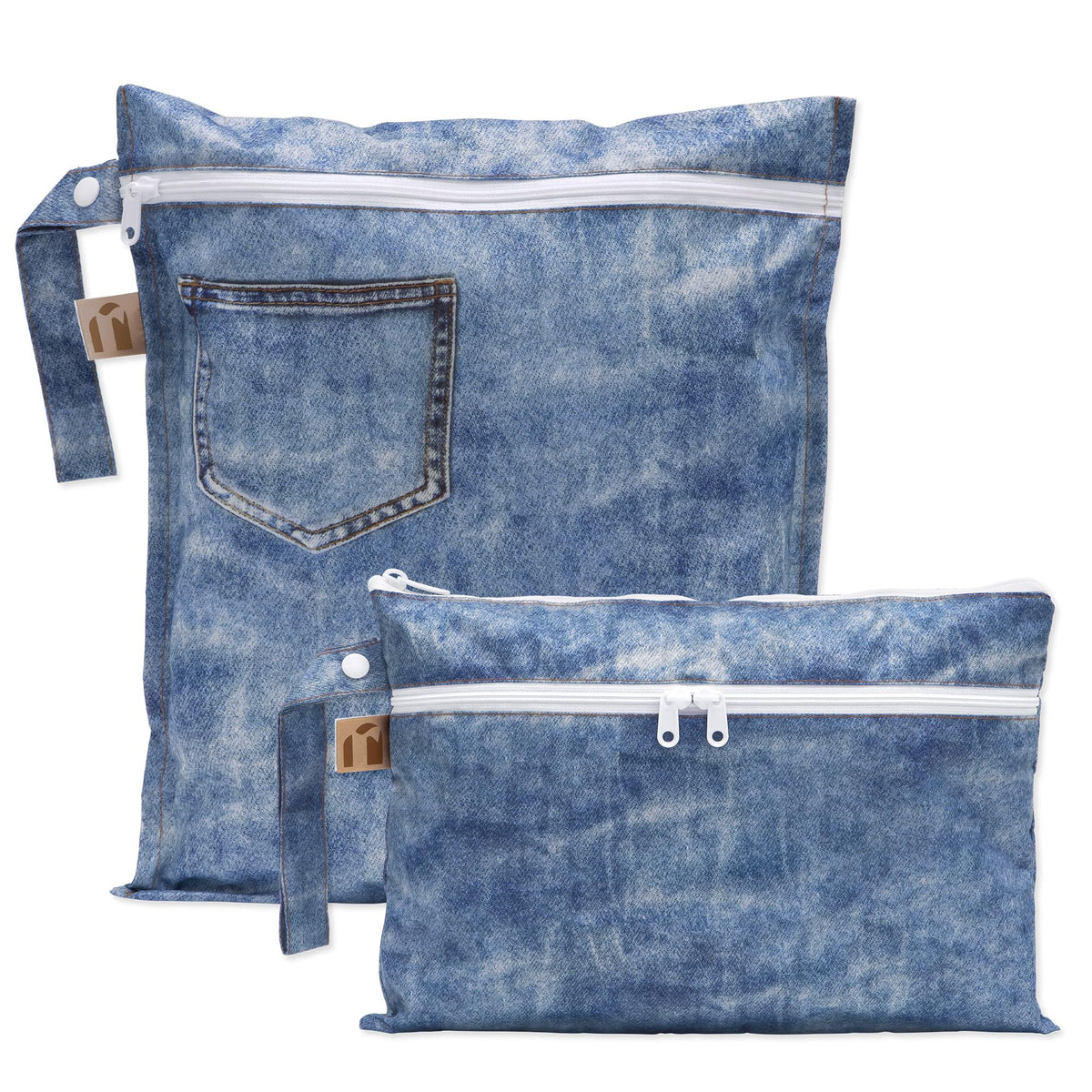 Bumkins Roamio waterproof wet bag with roomy compartment for separating wet items during travel or beach days