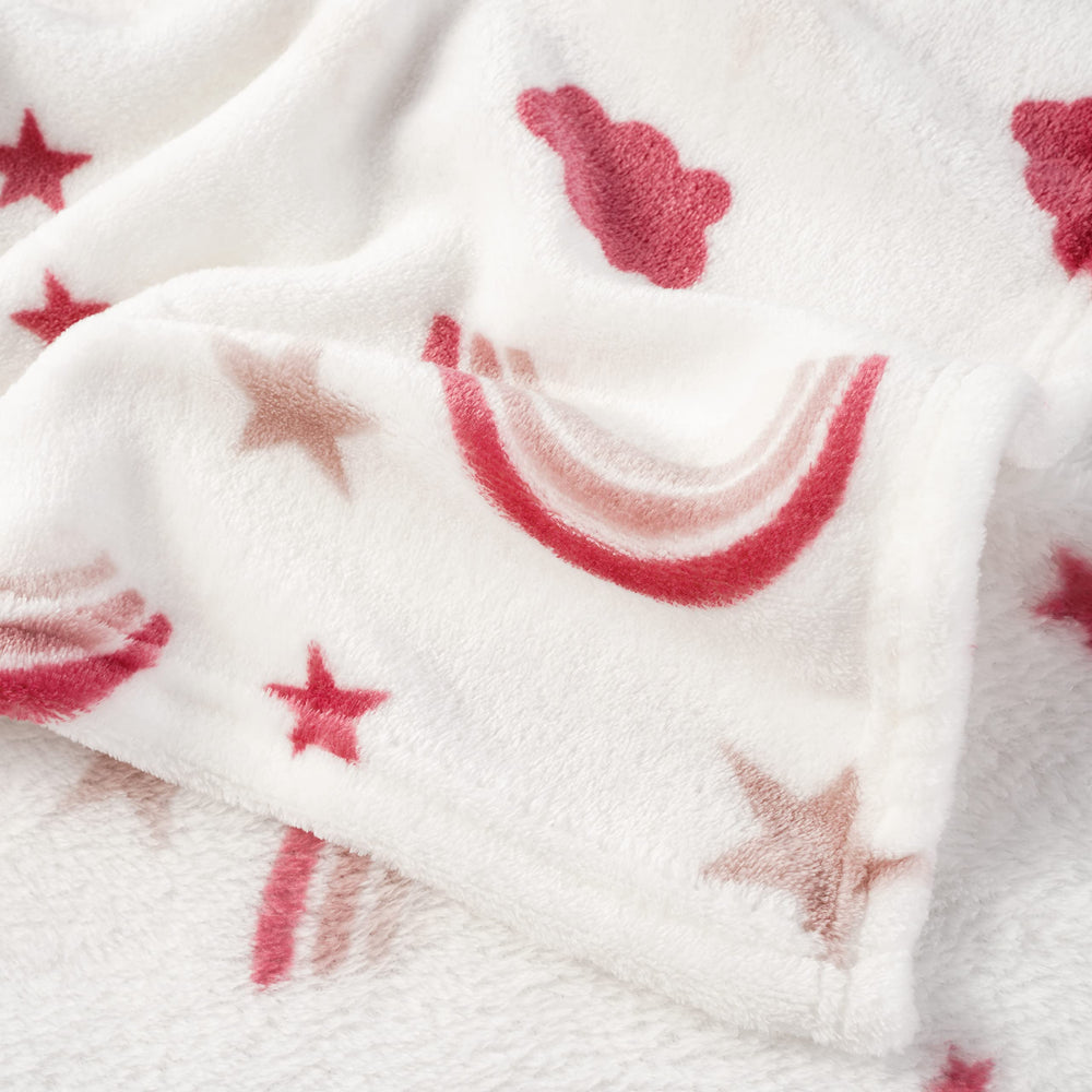 Warm yet breathable for year-round use