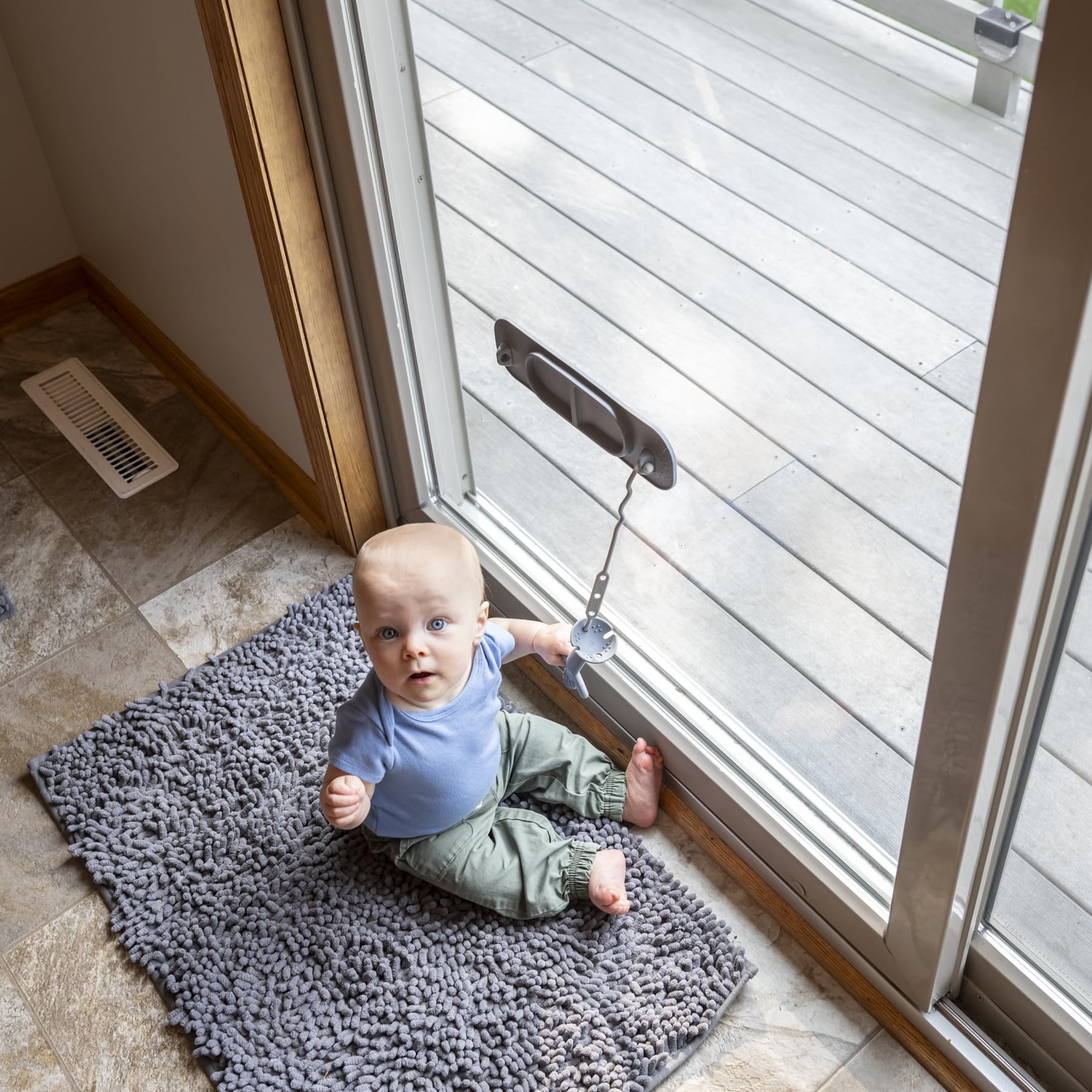 Blue Mini Mat includes a travel wet bag for compact packing.