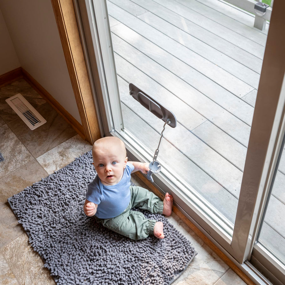 Blue Mini Mat includes a travel wet bag for compact packing.