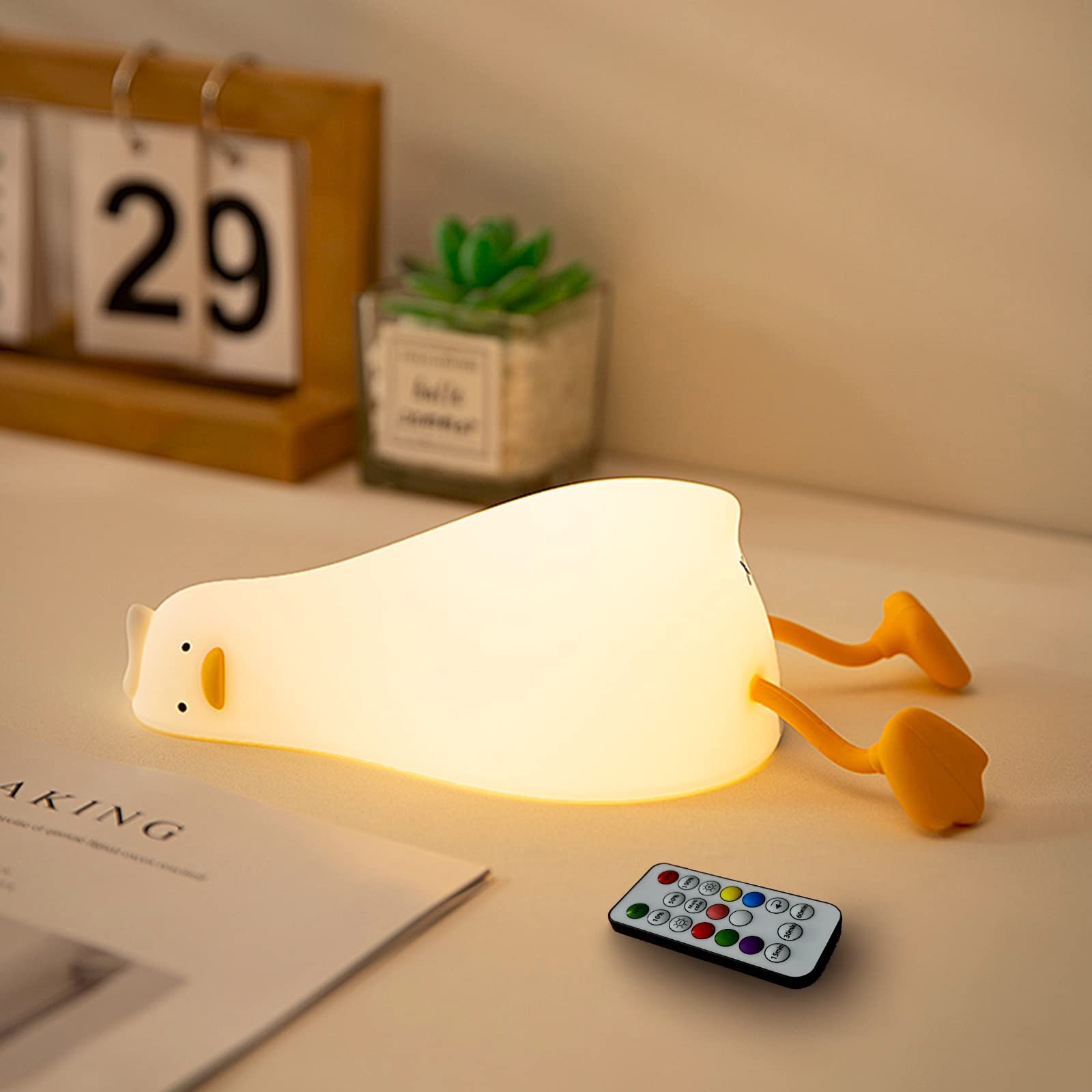 Buwect lying-flat Benson duck lamp with remote for easy nighttime brightness control