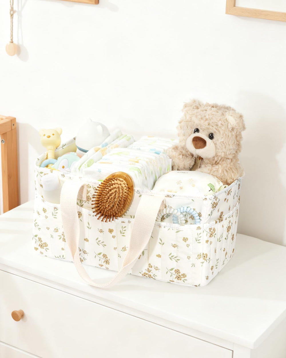 BuyCard Floral Bbay Side Compartments provide extra storage for essentials