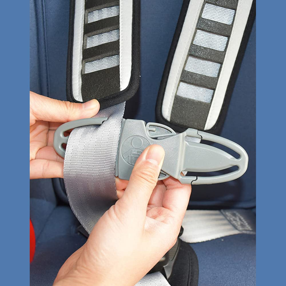 BxuanW stroller chest clip shows easy attachment to keep belts in place