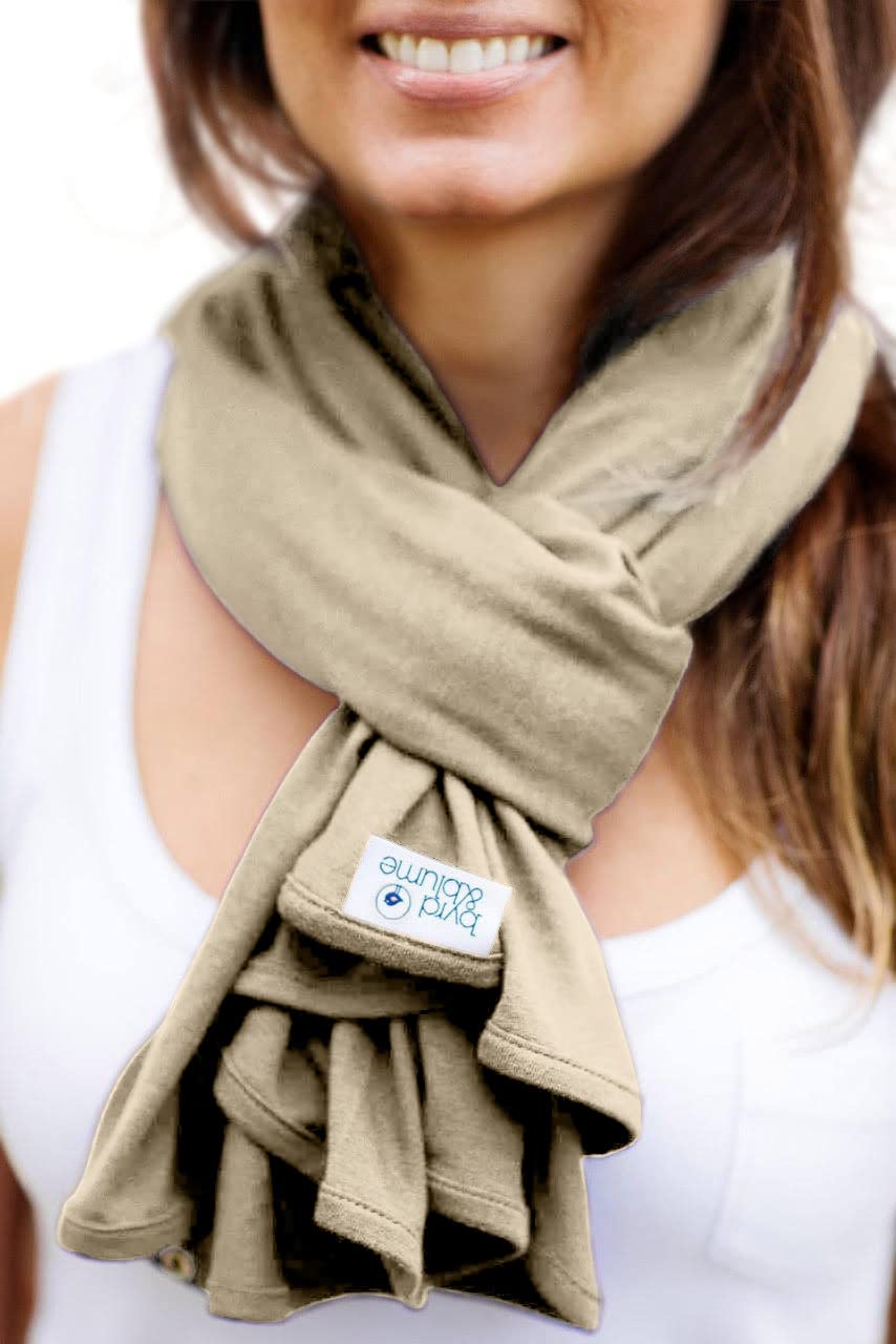 Byrd & Blume ultra-soft fabric ensures comfortable feeding sessions.