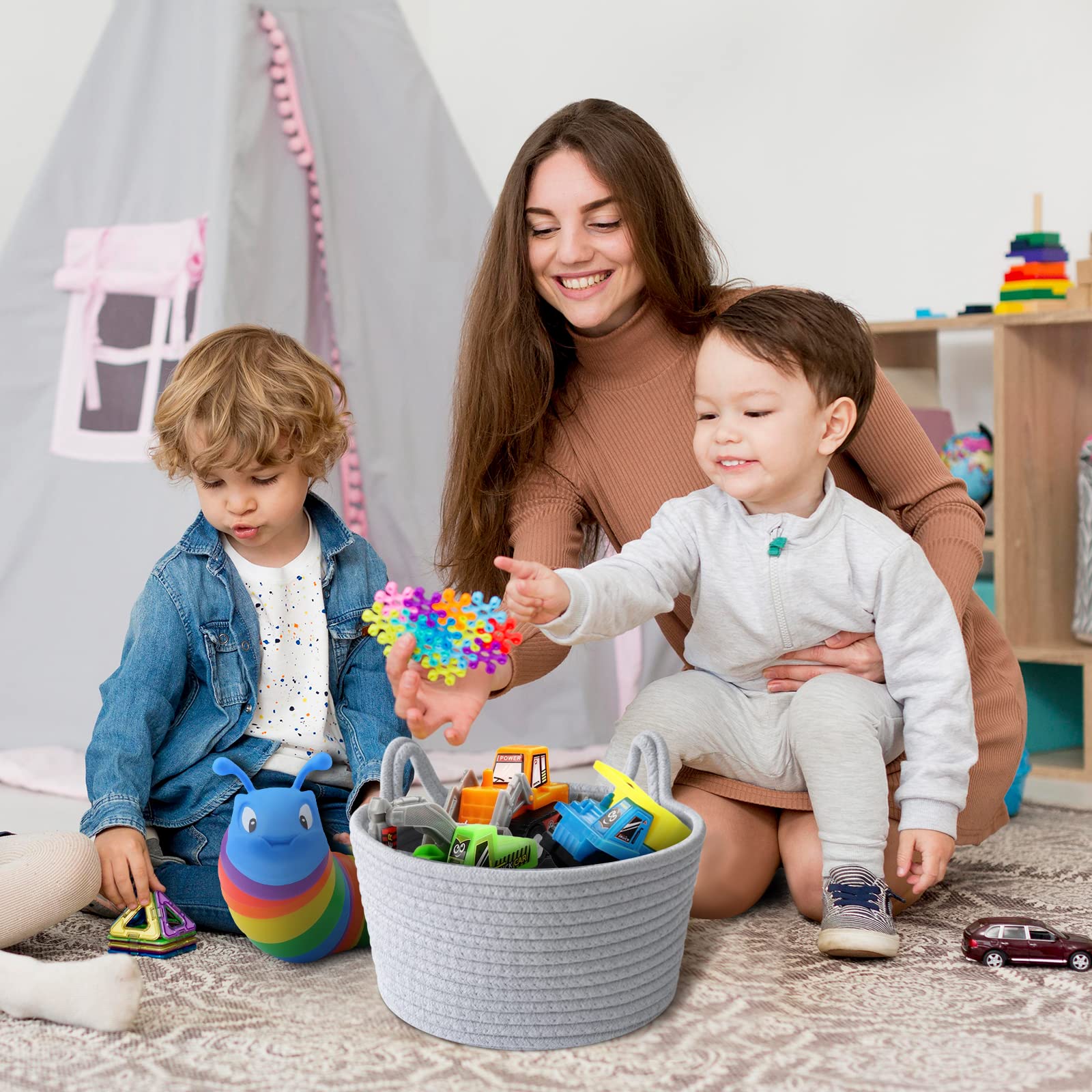 Cafshion gift-ready nursery basket suitable for Easter holidays and housewarming