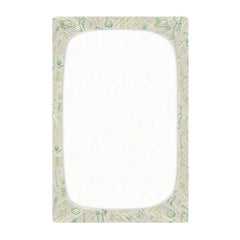 Caihoyu crib sheet features elastic band trim for a snug, secure fit.