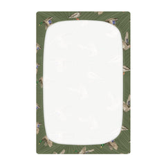 Caihoyu soft breathable material crib sheet keeps baby comfortable during sleep and play.