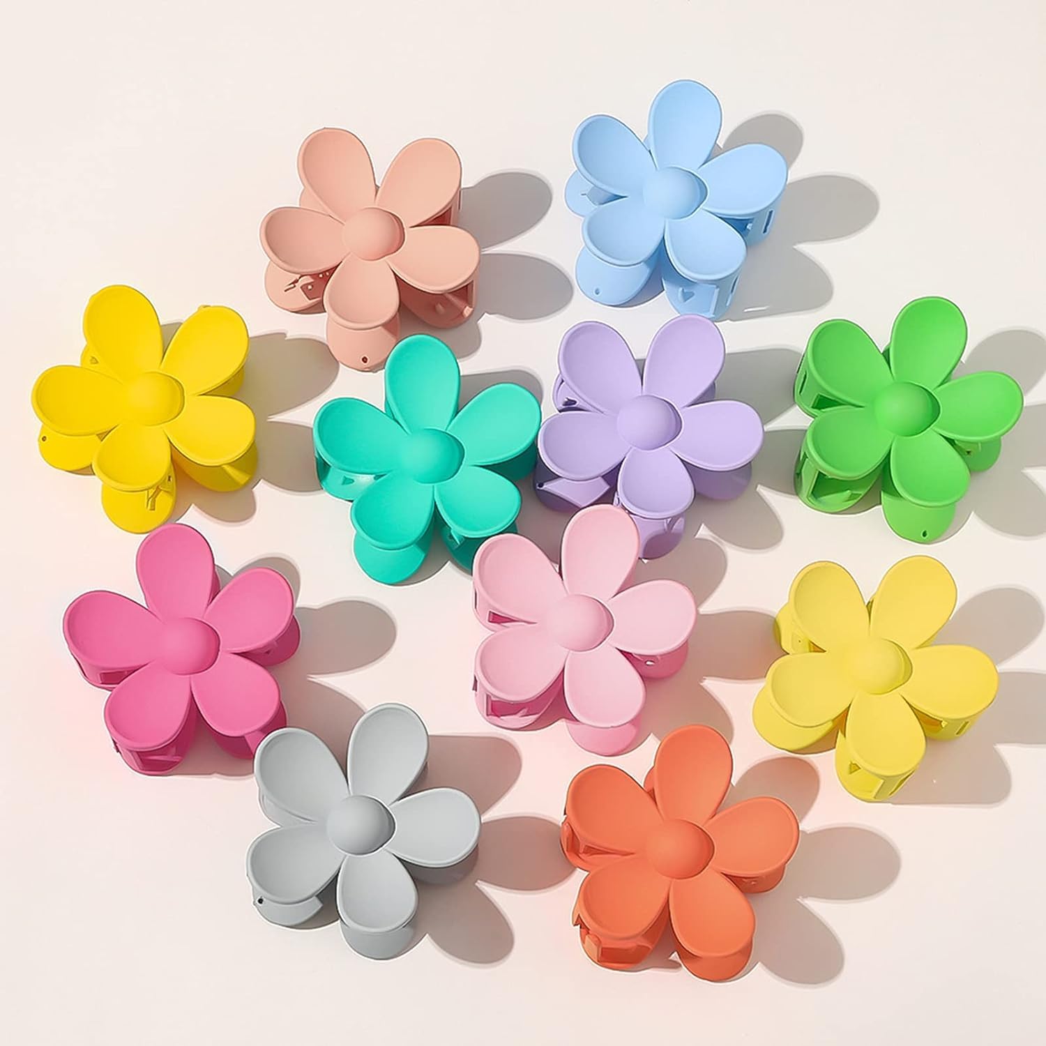 Calsgkspray anti-scratch flower clip protects hair during styling