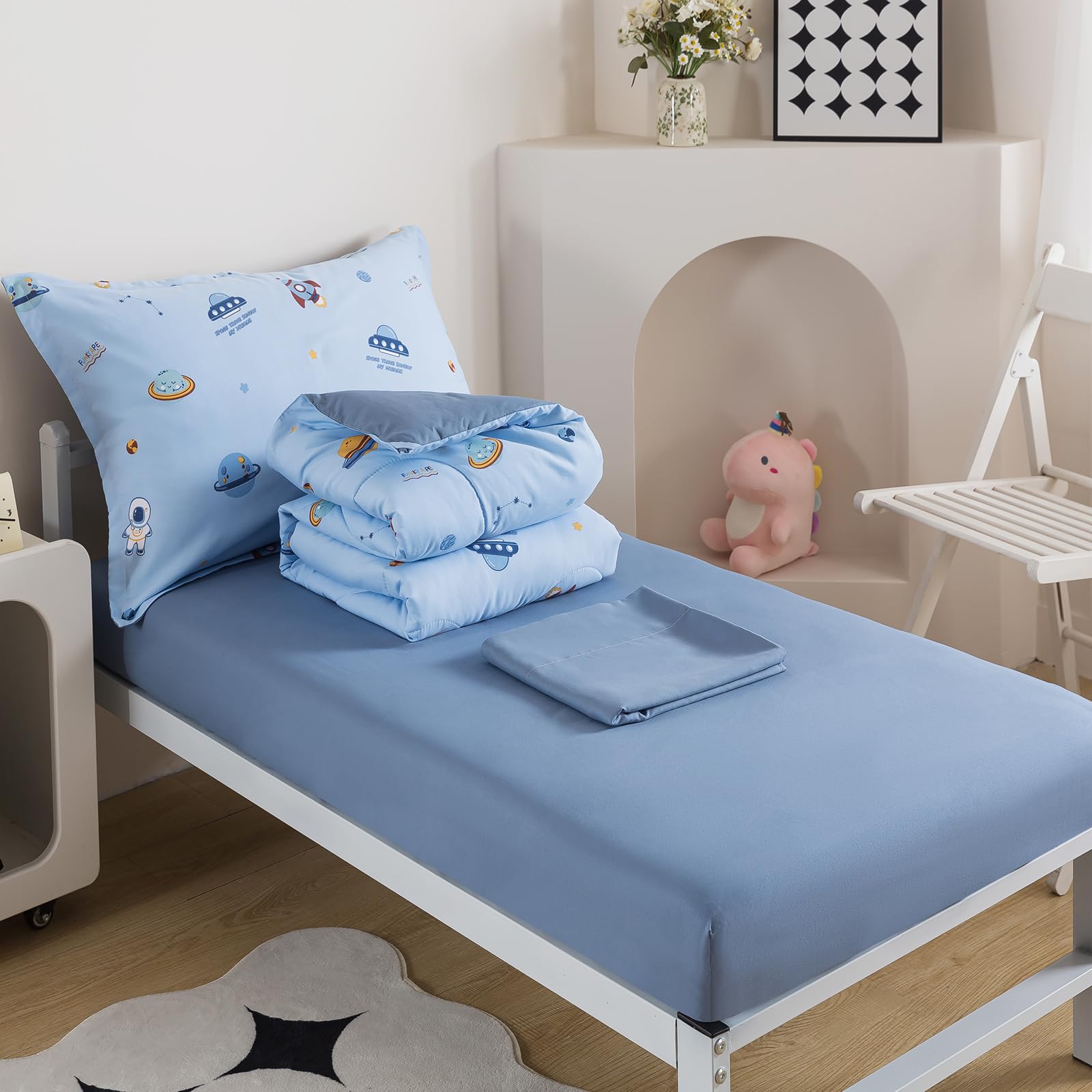 Caressma pillowcase 20x30 features space design to keep pillows tidy and inviting.