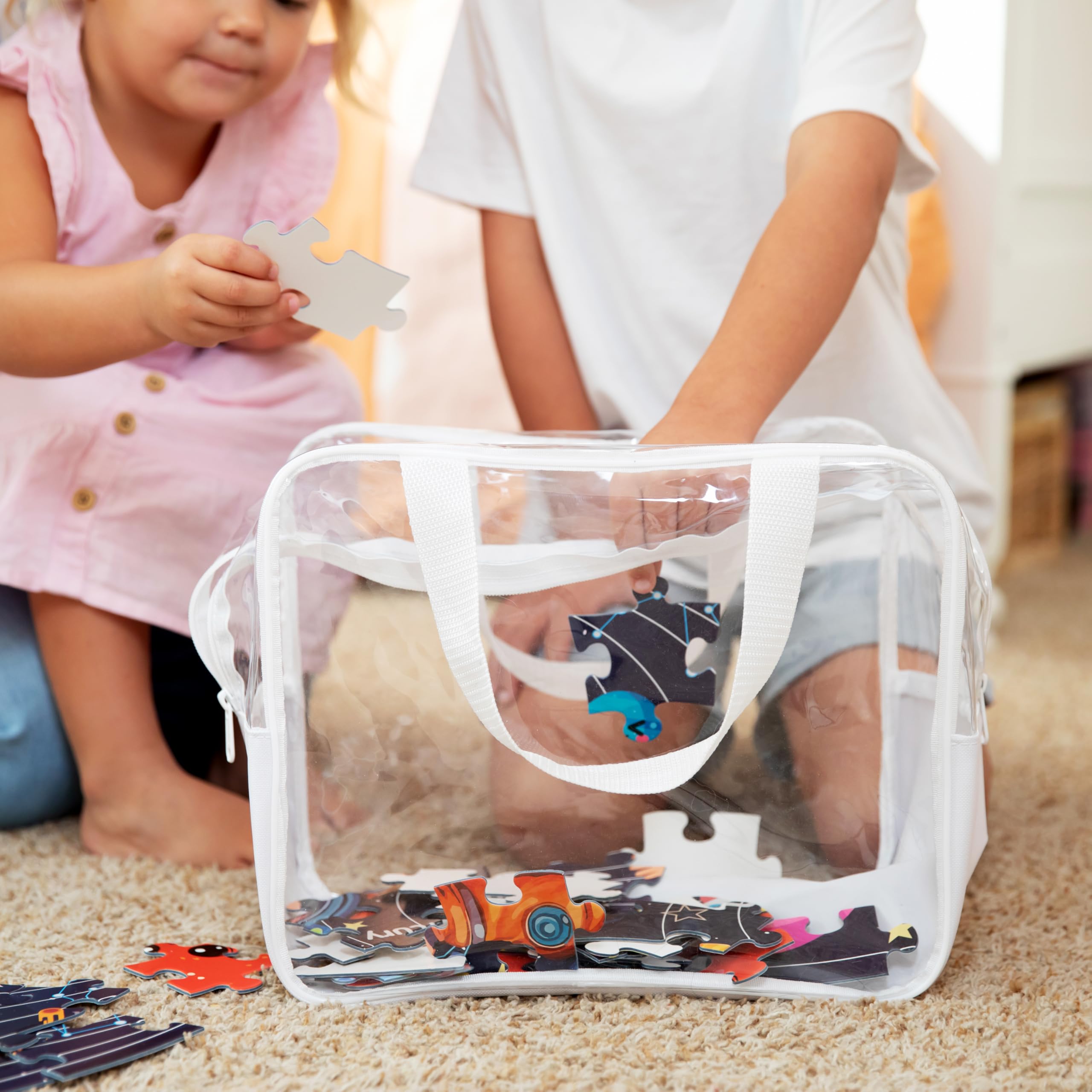 Carpetbox oxford cloth seams reinforce durability for long lasting storage.