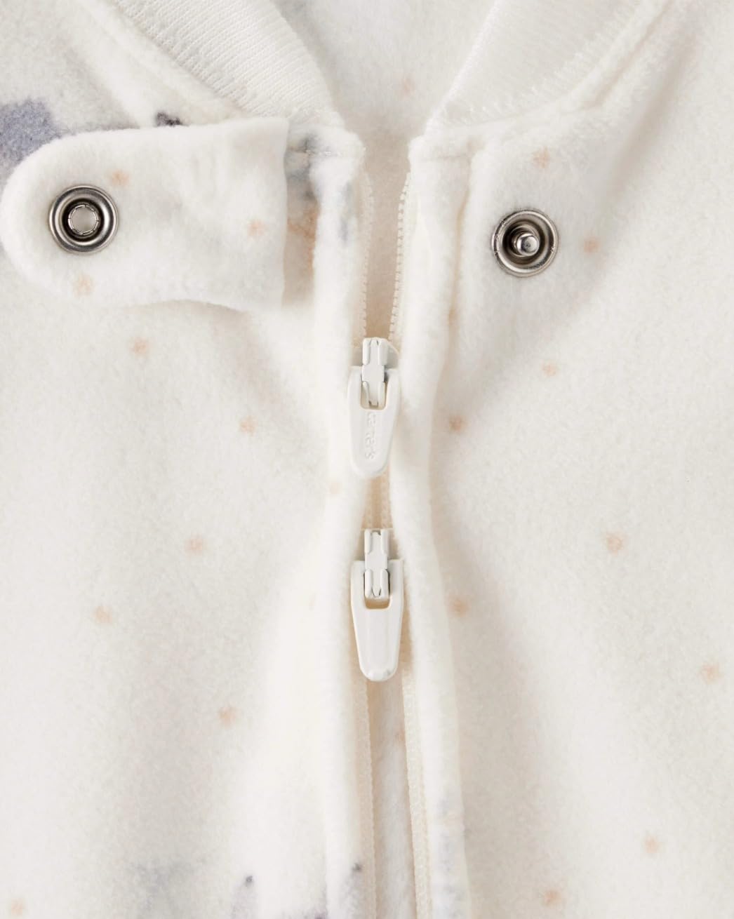 Carter's sleep bag features long sleeves and ribbed cuffs for warmth.