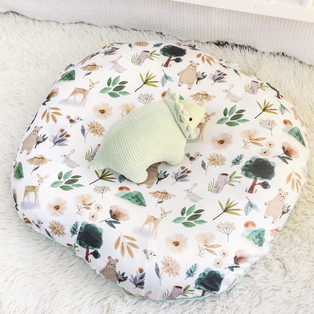 CARUILI plush Minky fabric provides gentle, skin-friendly softness for babies