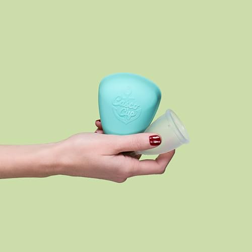 Casco Cup case open showing travel-friendly storage