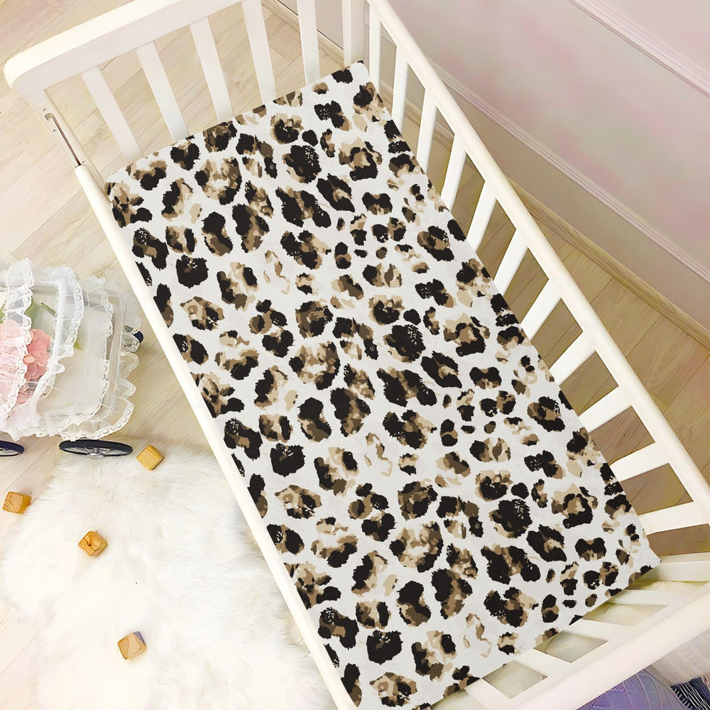 CaTaKu durable, machine washable baby sheet for busy parents.