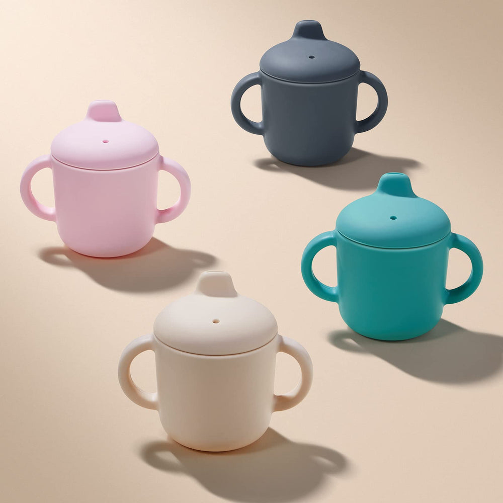 Catii drop-proof silicone sippy cup withstands playful drops.