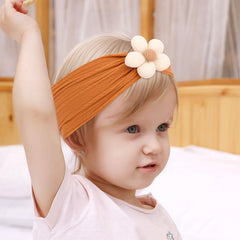 CAVETEE hypoallergenic materials; safe for sensitive skin.