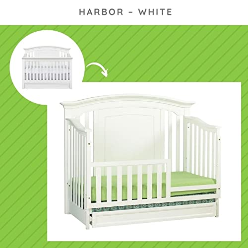 CC KITS Safety guard rail in use keeping child contained overnight