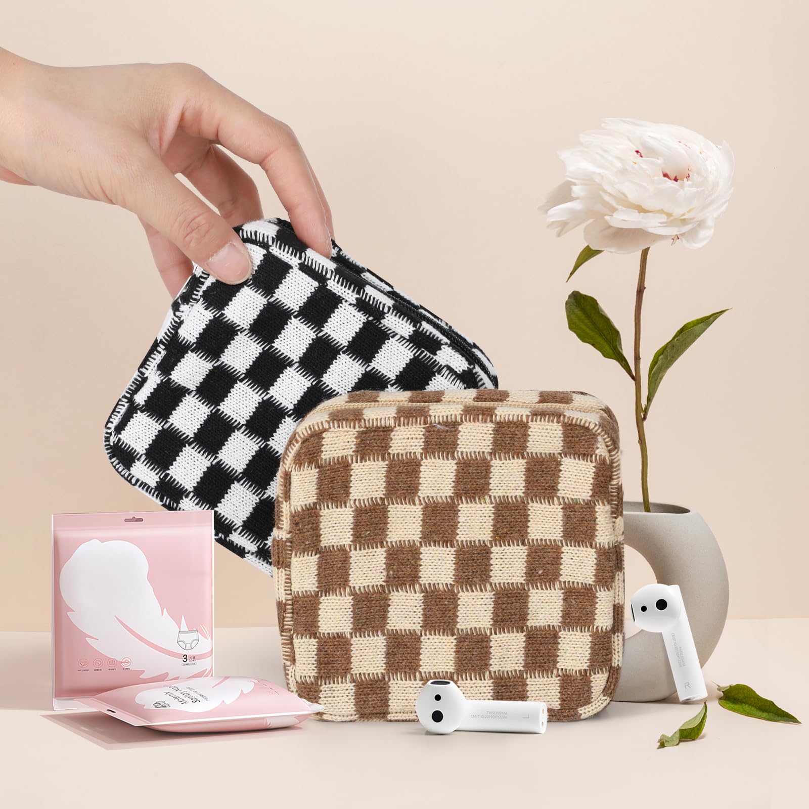 CekPo cute knit fabric pouch with stylish checkered design