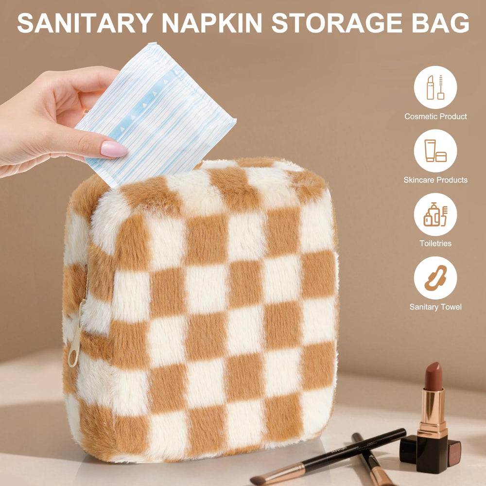 CekPo period bag capacity fits 8–10 pads for daily and travel use