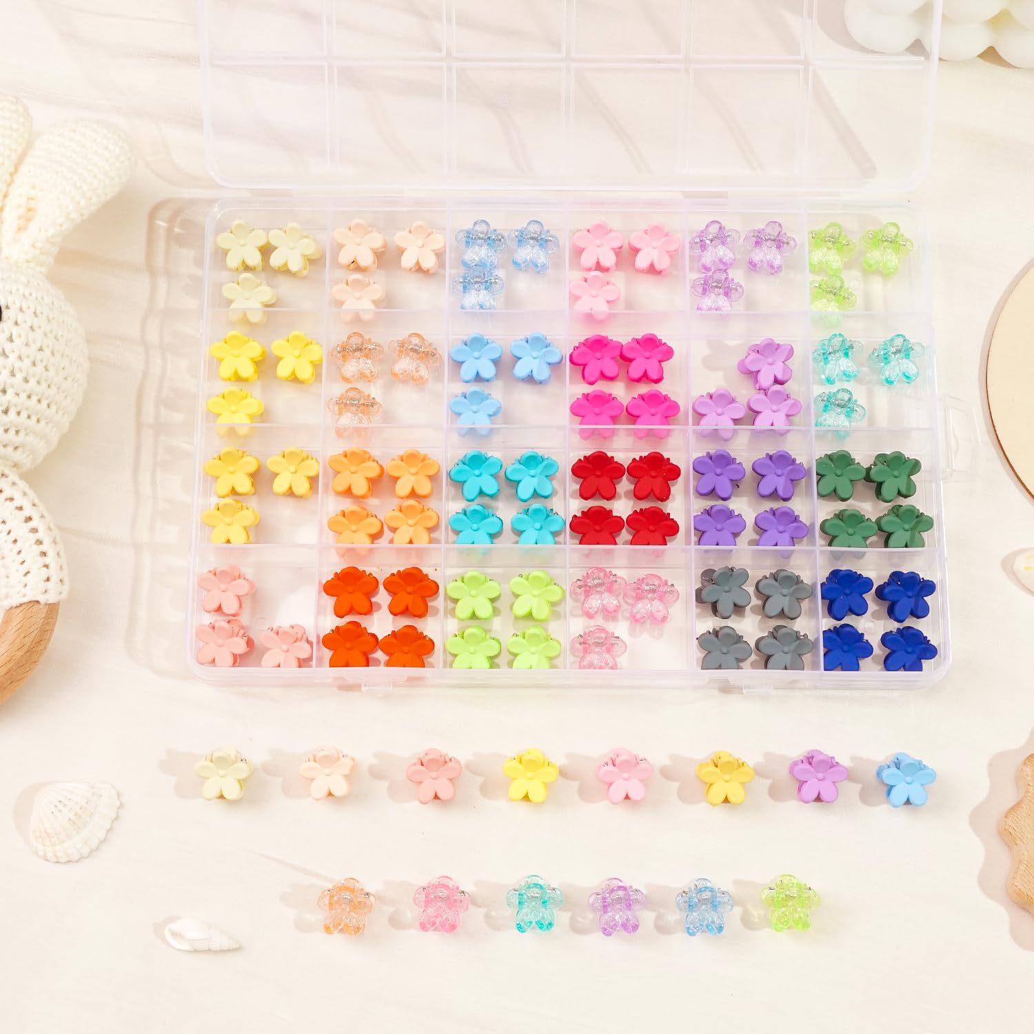 CÉLLOT pigtail clip set ideal for playful braids.