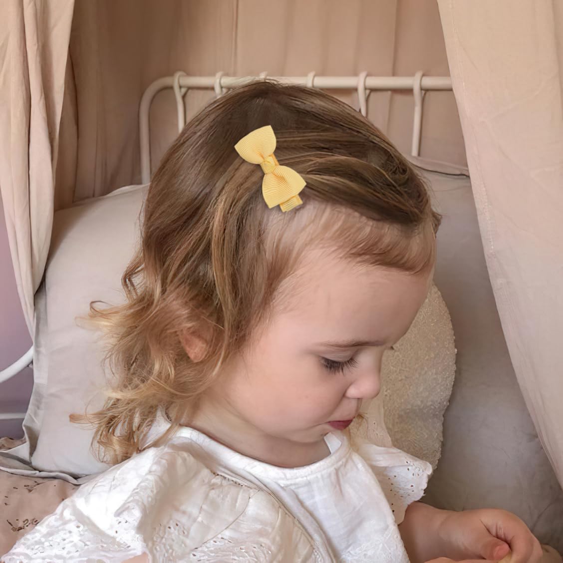CÉLLOT gift-ready bows ideal for baby showers and photos
