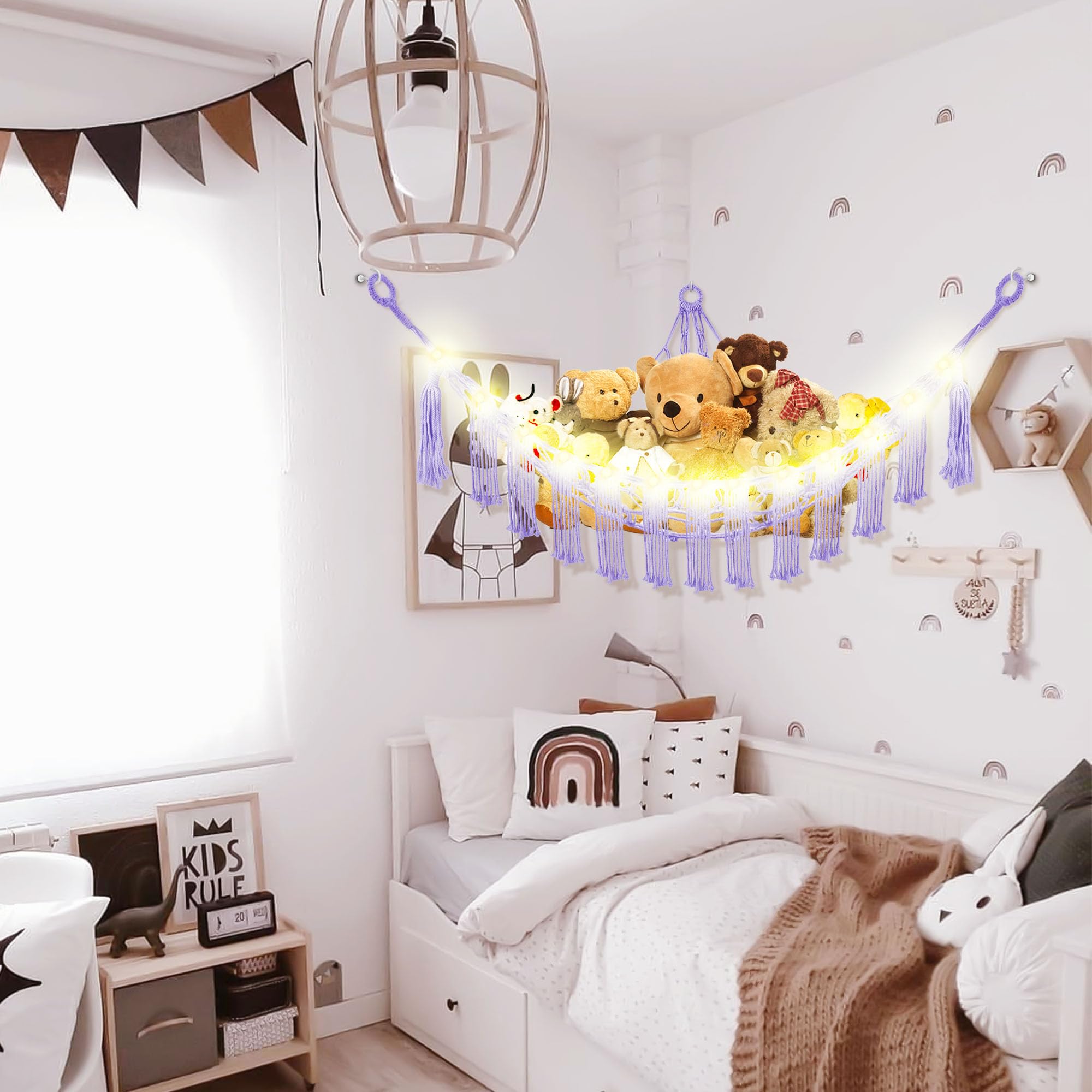 CERETIA jumbo-net holds up to twenty medium stuffed animals neatly.