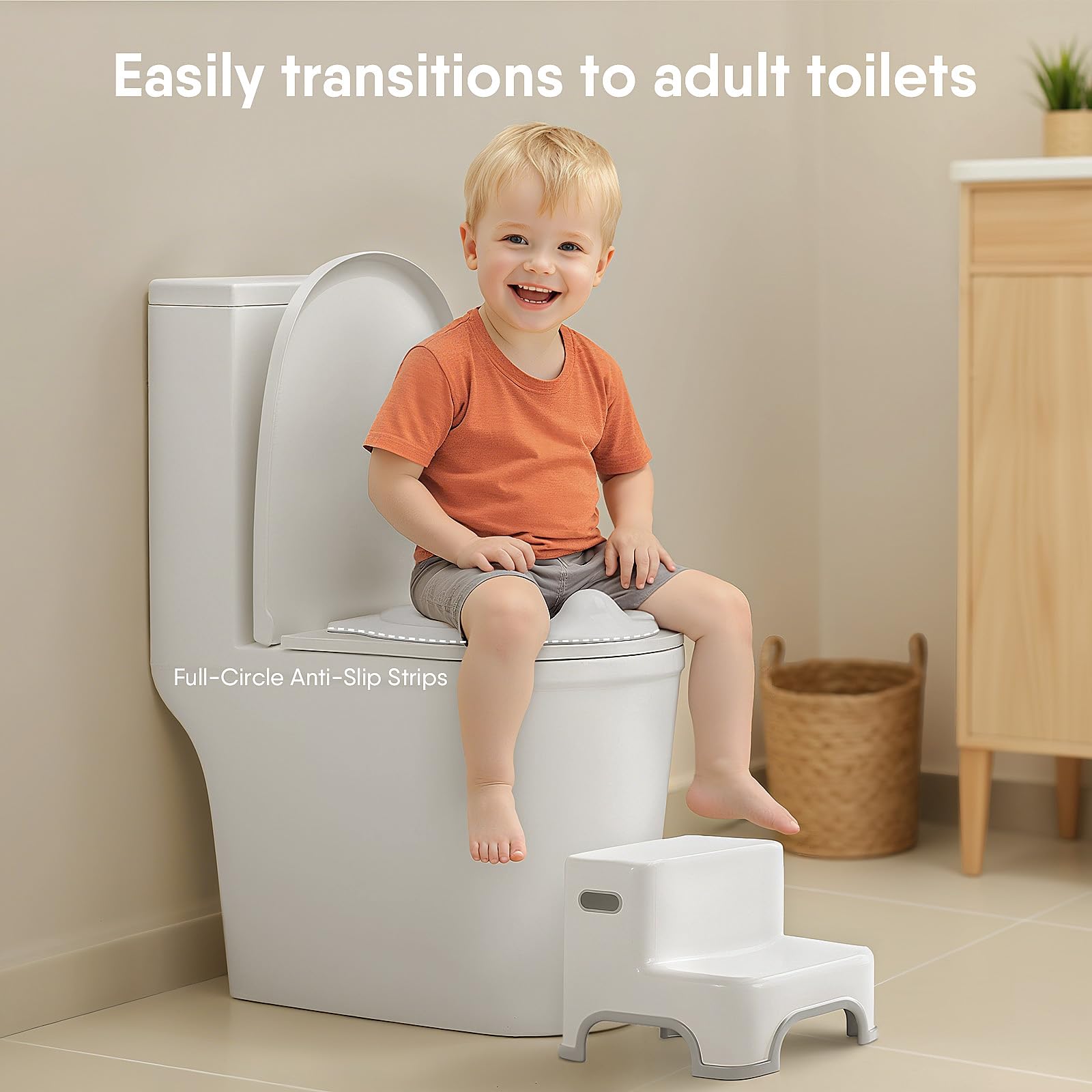 CheerTry 2-in-1 potty detachable-seat enables quick transitions to a regular toilet.