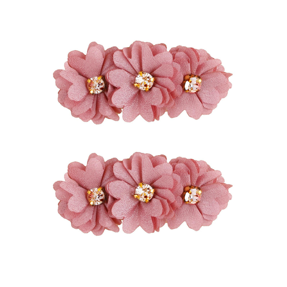 Cherrboll mint leaf flower clip adds a fresh touch to outfits.