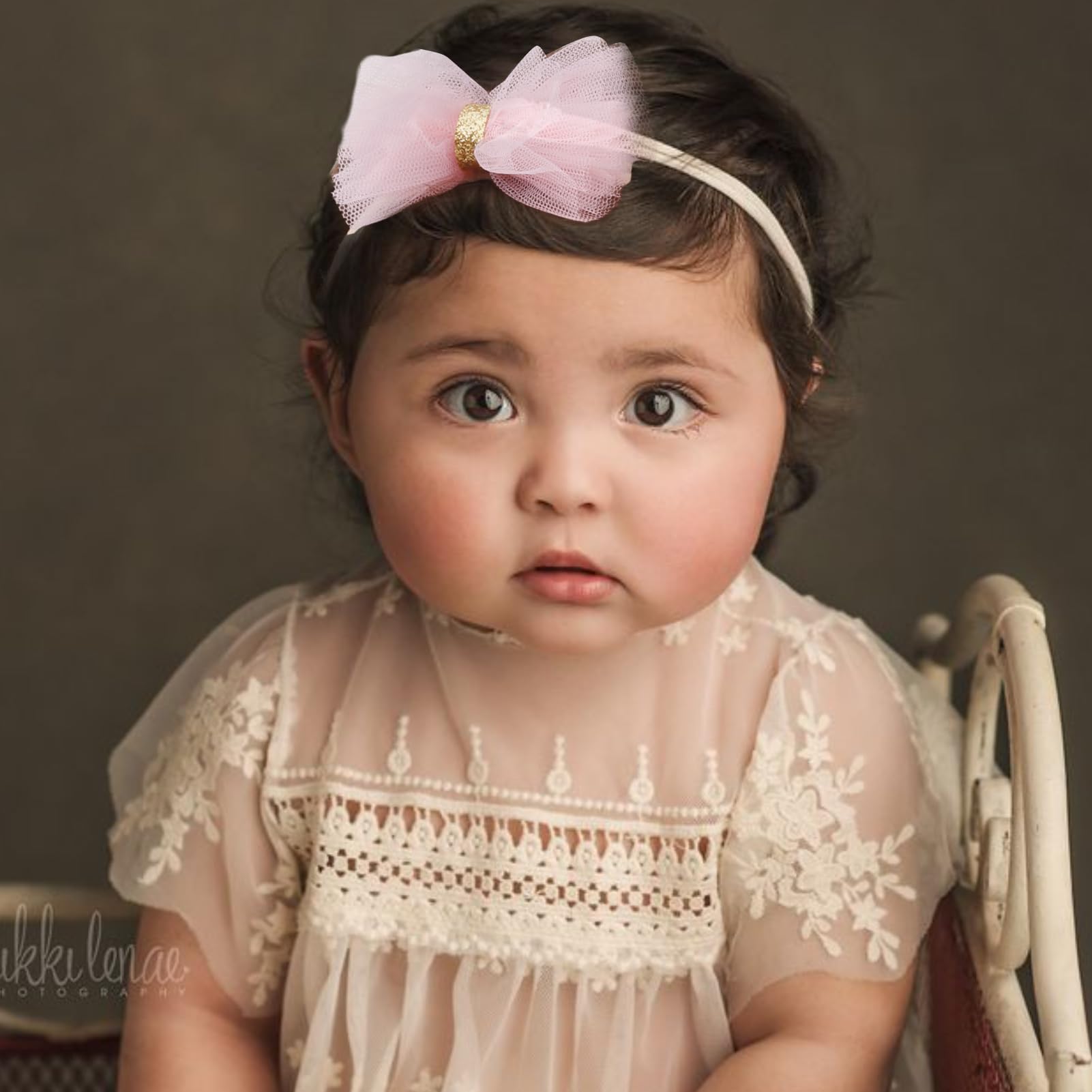 Cherrboll nylon headbands provide soft stretch for a comfortable all-day fit on babies' delicate heads.