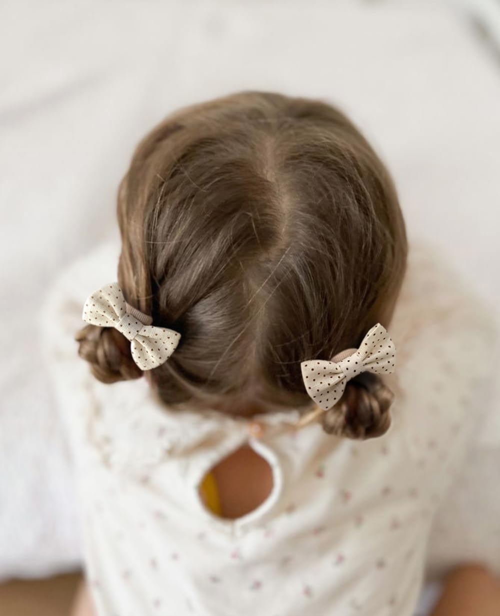 Cherssy outfit-ready pairing shows how patterns complement little girls' wardrobes.