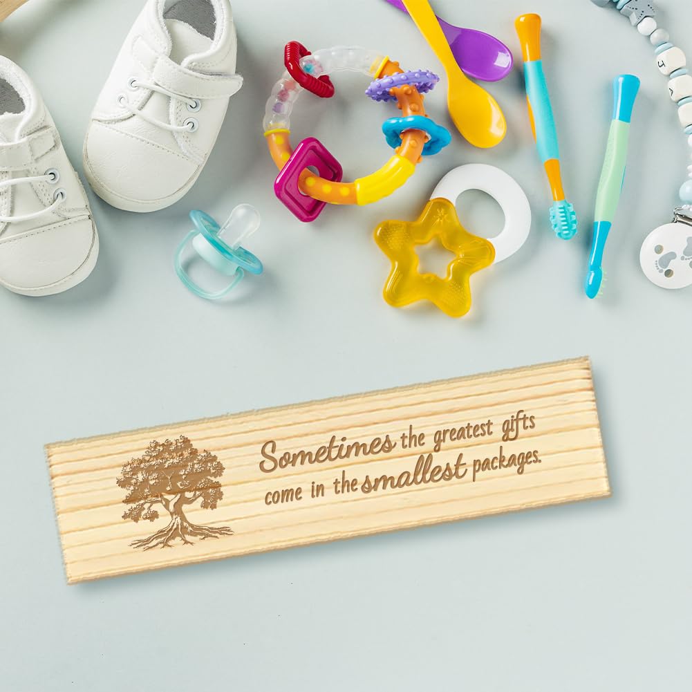 CHGCRAFT raffia ribbon accent on a wooden keepsake box for gift presentation.