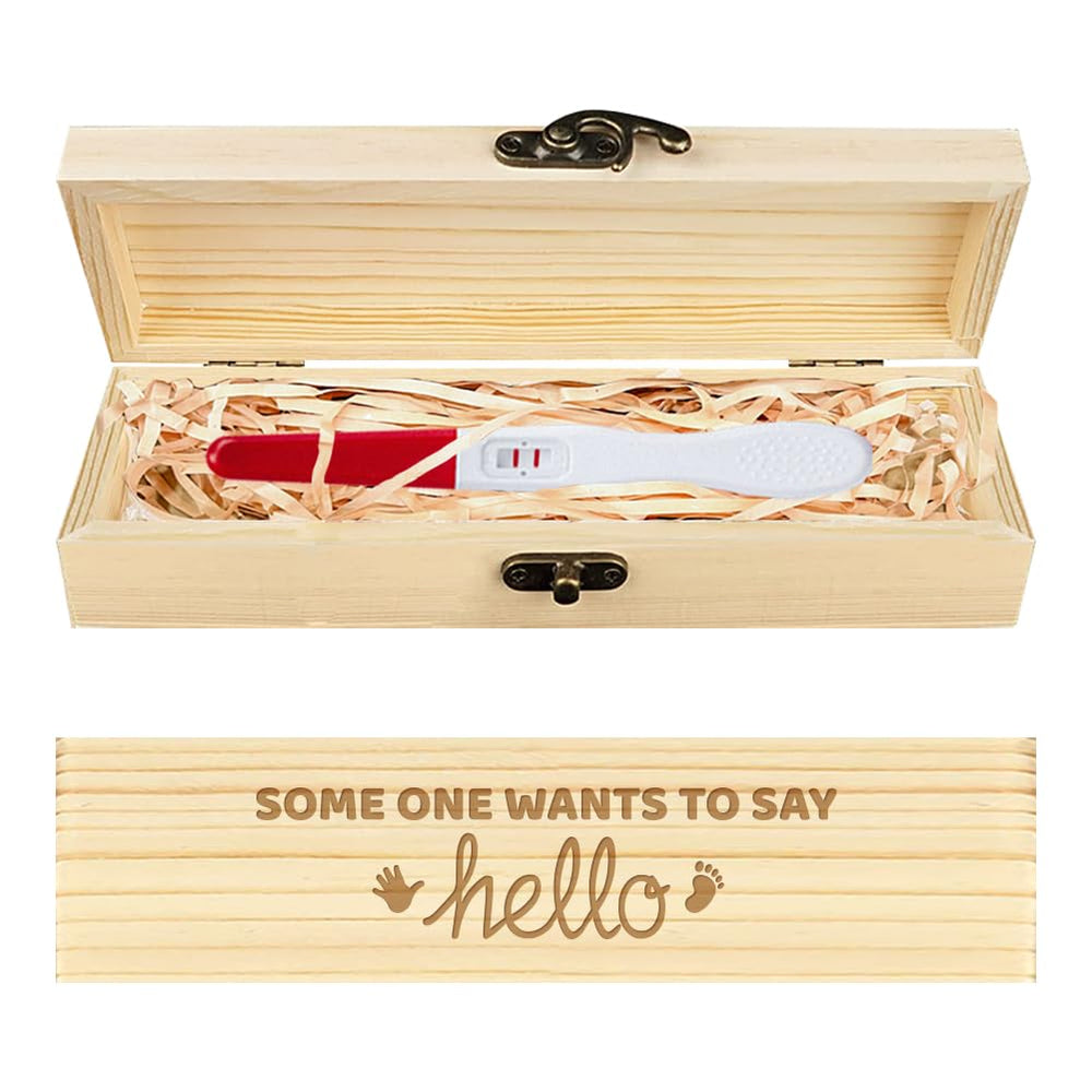 CHGCRAFT palms and feet engraving on the pregnancy keepsake box for family announcements.