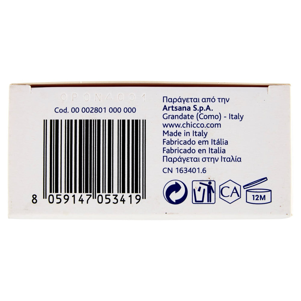 Chicco Baby Moments ingredients-card shows scent notes and care tips.