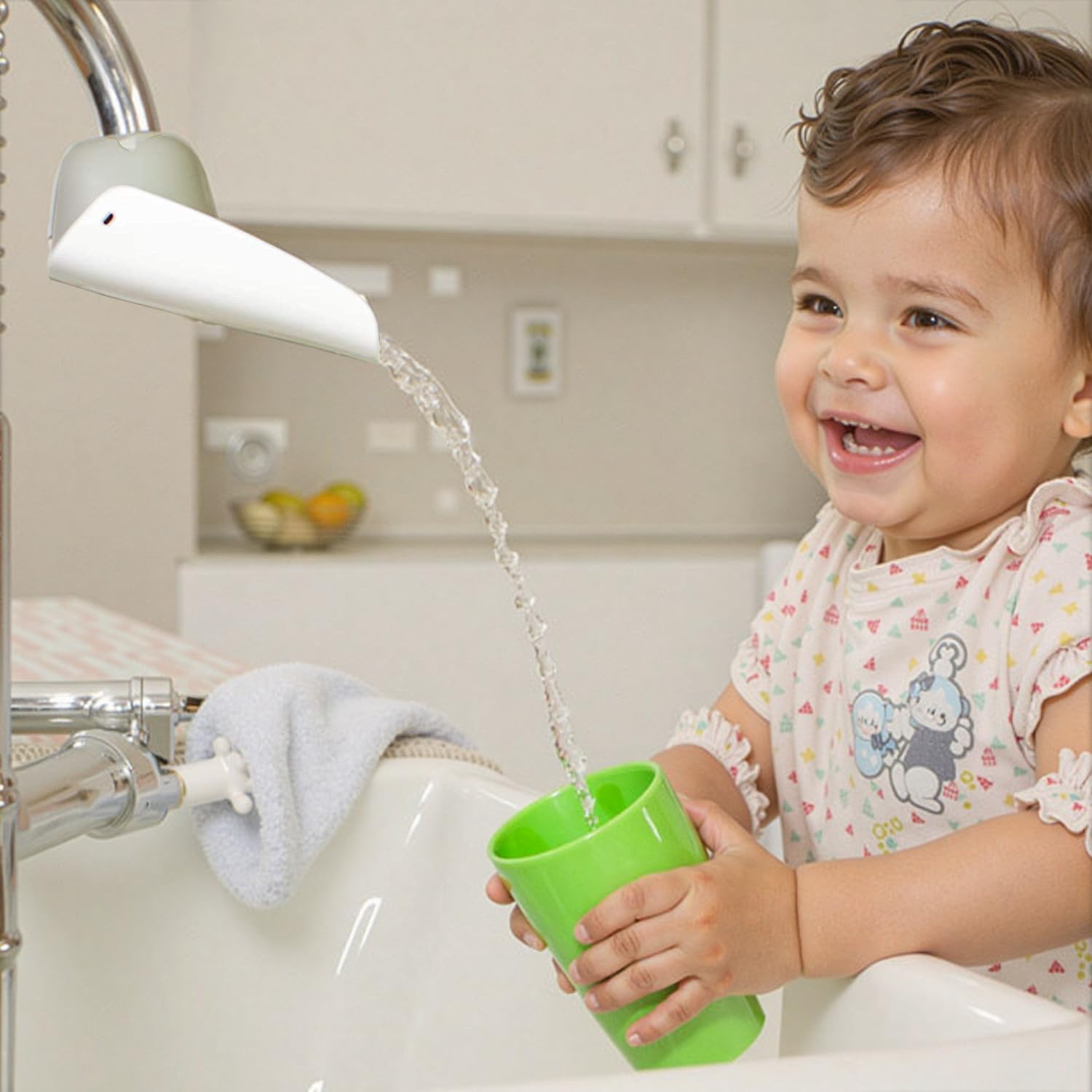 CHILDHOOD compatible with kitchen and bathroom sinks for versatility
