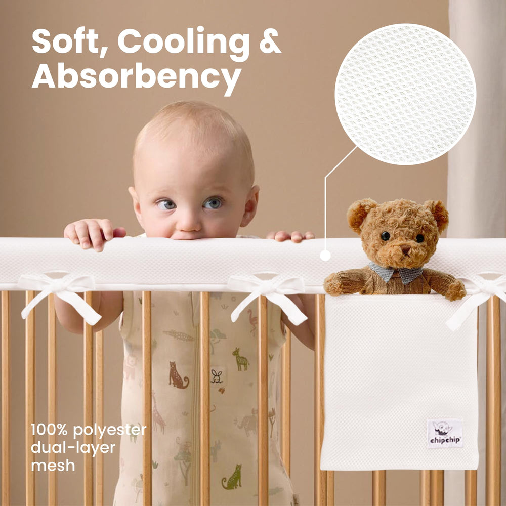 CHIPCHIP white mesh panel short-coverage showcases compact room-dividing fit.