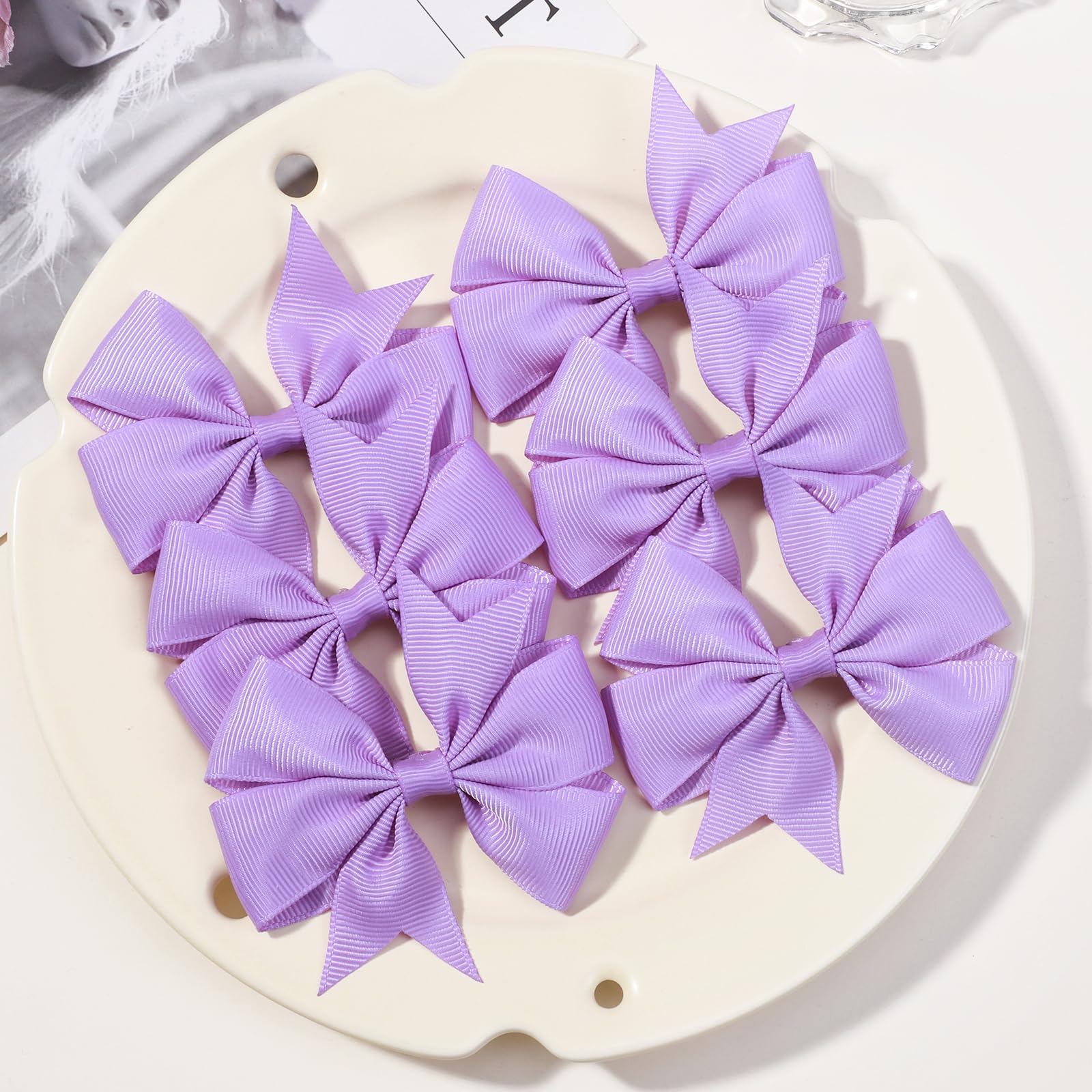 Choicbaby grosgrain ribbon with sturdy alligator clip for secure hold.