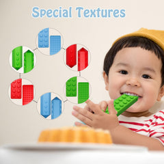 Choneer chew necklace featuring polka-dot textures for oral sensory engagement.