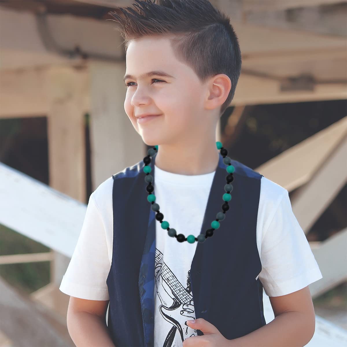 Choneer sensory chew necklace cleaning process keeps toys fresh