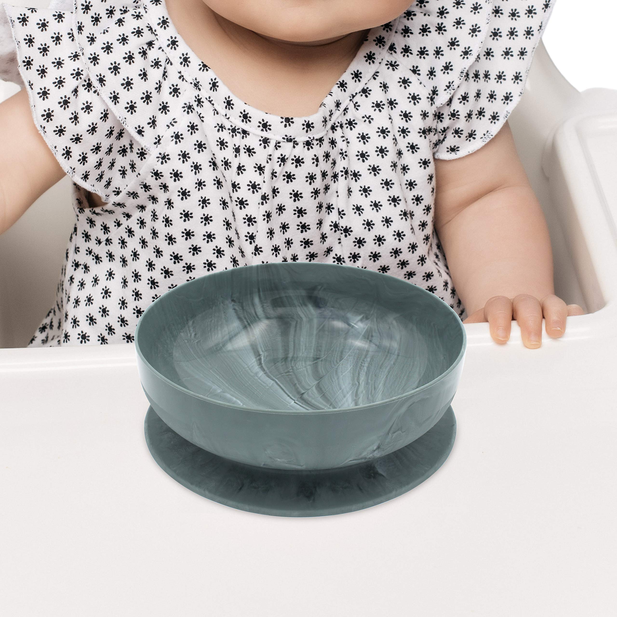 ChooMee platinum silicone bowl top-down view emphasizes size and spill-prevention during meals