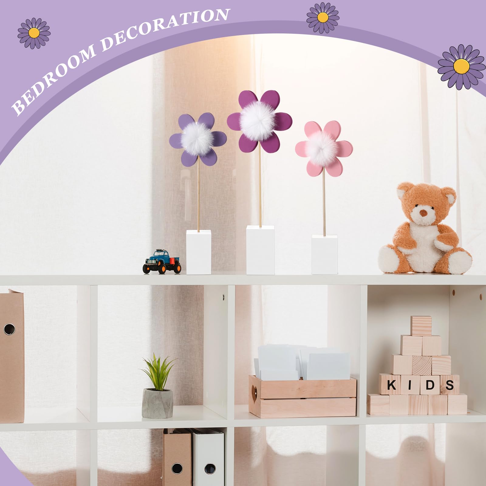 Chunful wooden daisy centerpieces create a cozy party ambiance