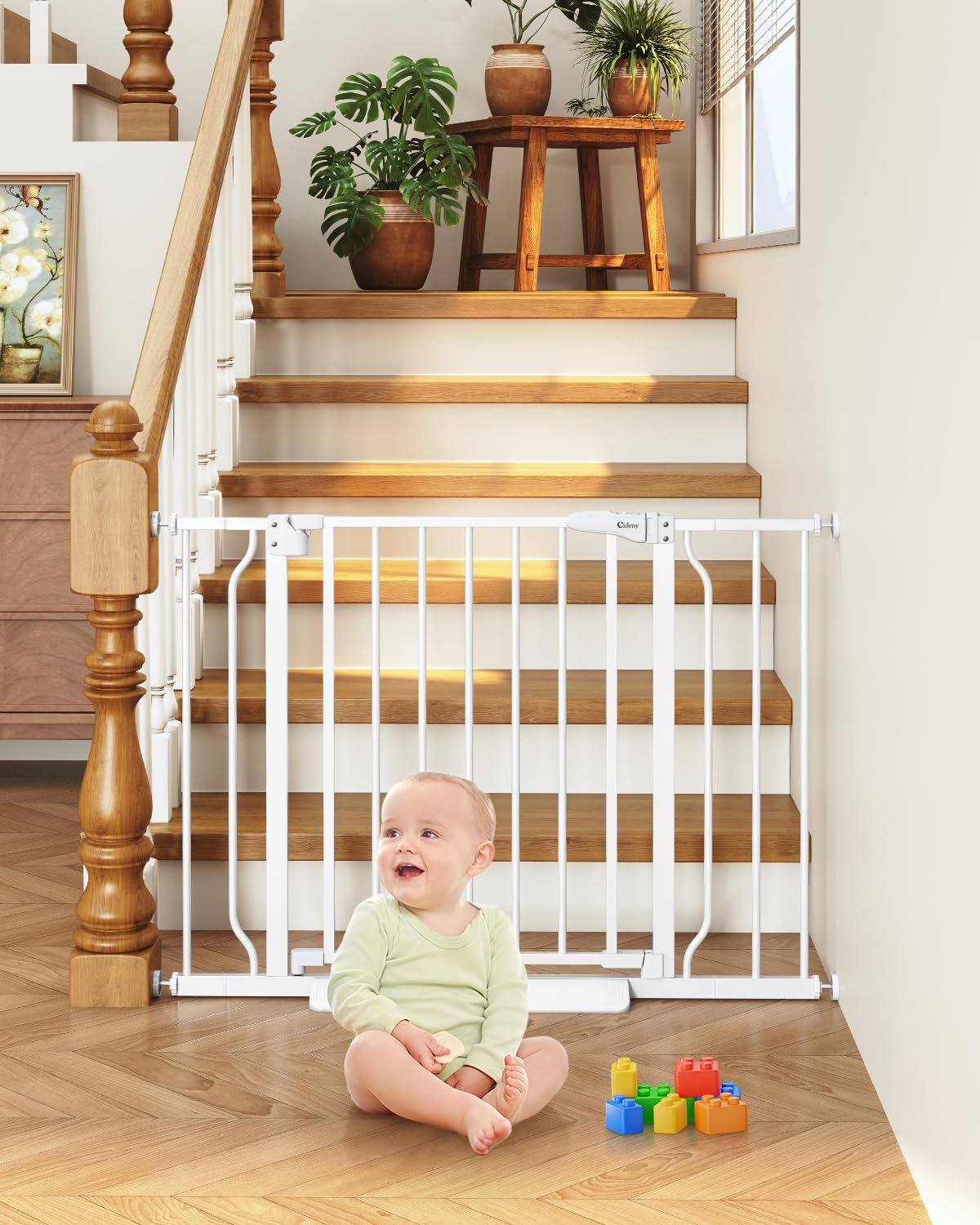 Cideny gate dual-lock design enables one-hand operation for busy households