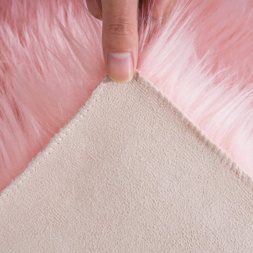 Ciicool easy-care fuzzy rug vacuumed or machine washed for quick cleanups.
