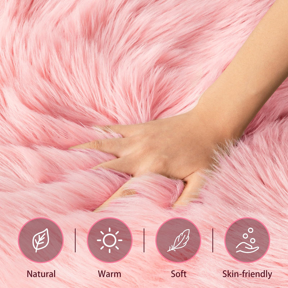 Ciicool non-slip backing keeps rug in place on wood floors.