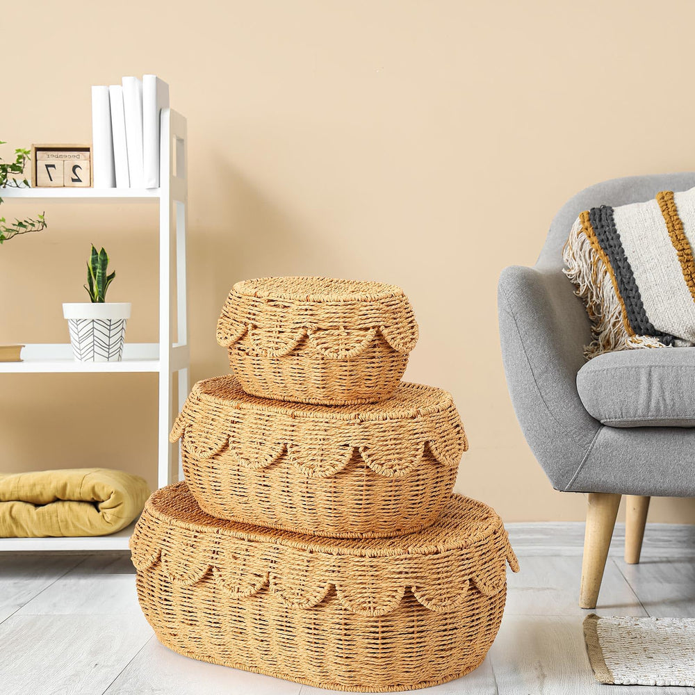 Cinnvoice scalloped basket with lid as a cozy toy storage solution in a living room