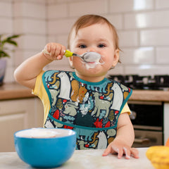 Civarua Kids bib folded compact, showcasing travel-friendly design.
